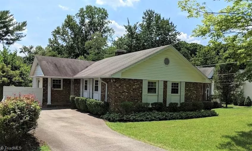 Greensboro, NC 27408,2407 Running Brook DR