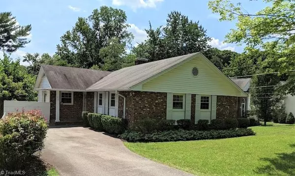 2407 Running Brook DR, Greensboro, NC 27408