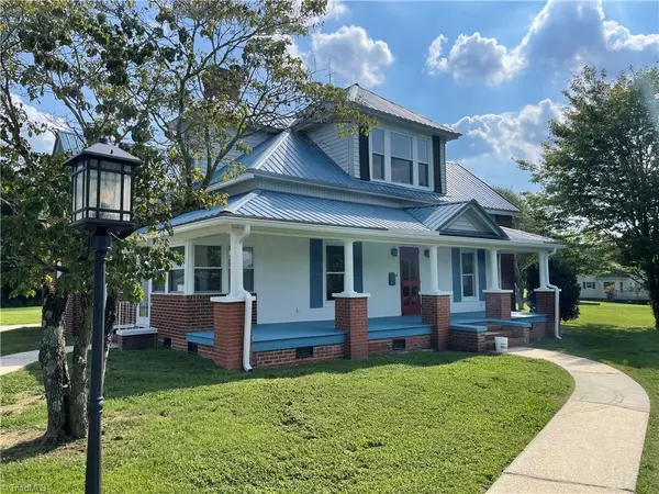 5182 Foushee RD, Ramseur, NC 27316