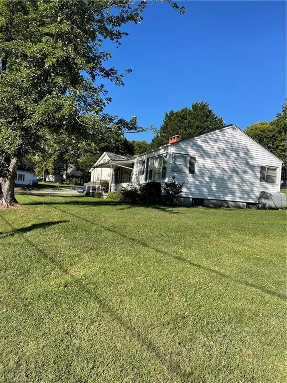 North Wilkesboro, NC 28659,1202 Franklin ST