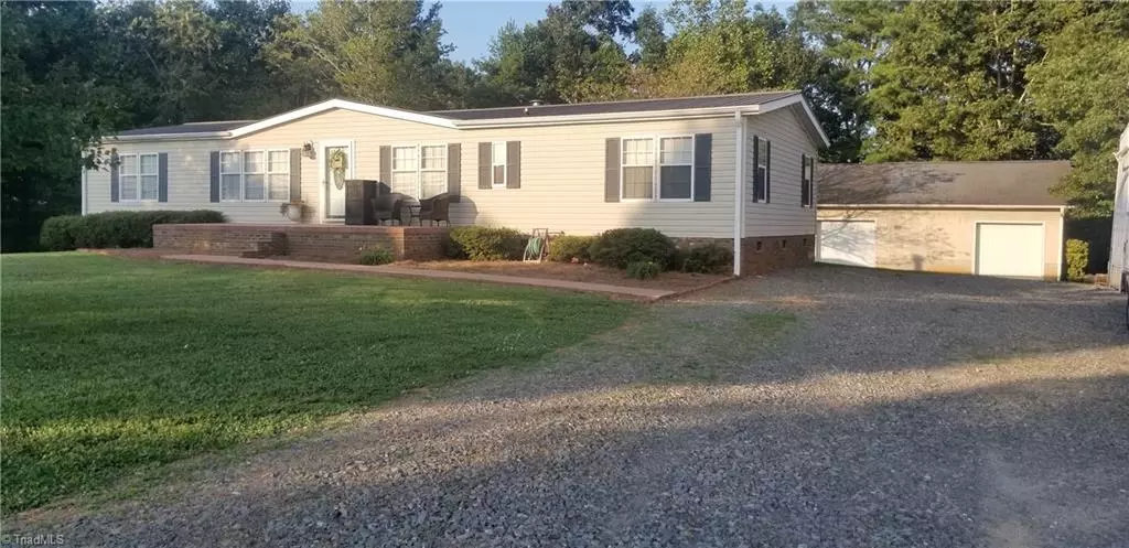 Dobson, NC 27017,347 Glenhaven WAY