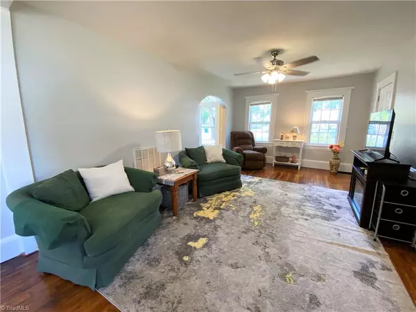 Mayodan, NC 27027,403 N 4th AVE