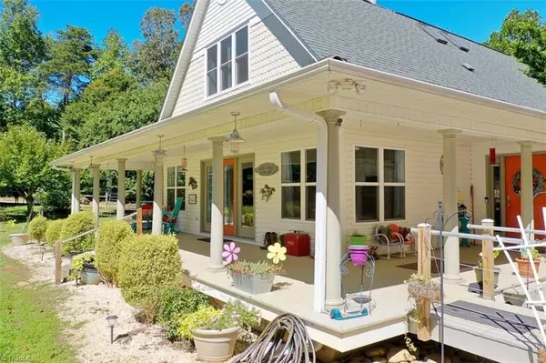 Ararat, NC 27007,233 Simmons Farm LN