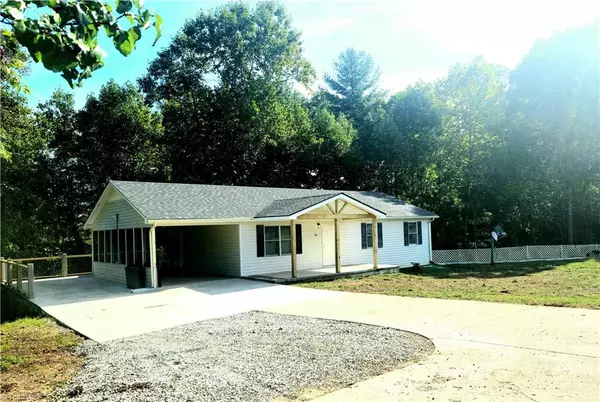 1169 Fishing Creek RD, Wilkesboro, NC 28697