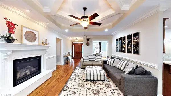 Summerfield, NC 27358,205 HASH LN