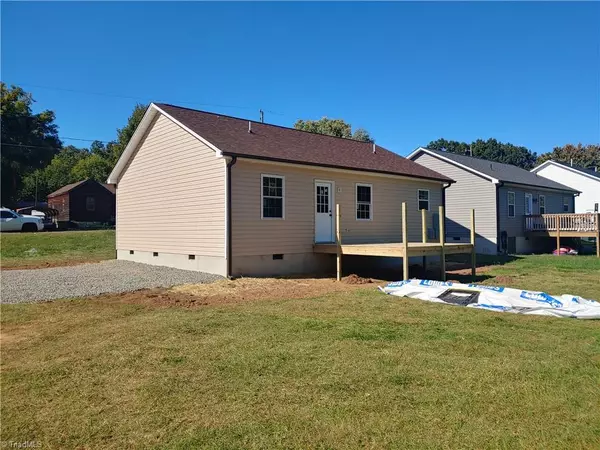 Mayodan, NC 27027,307 N 3rd AVE