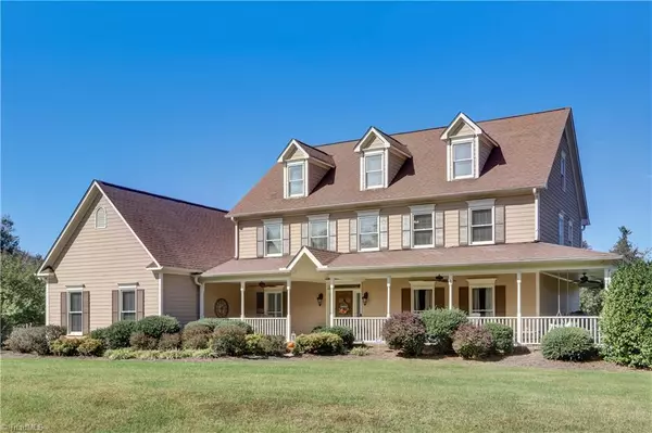 6803 Polo Farms DR, Summerfield, NC 27358