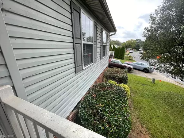 Winston Salem, NC 27105,1350 Woodruff Glen DR