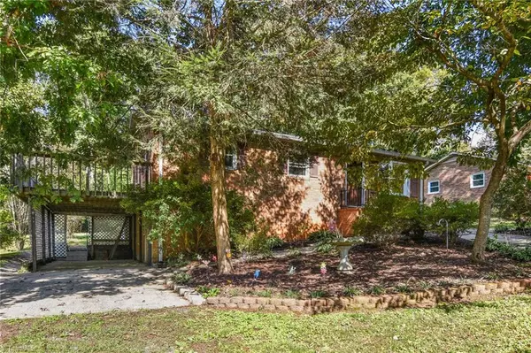 Elkin, NC 28621,167 Forest Hills LN