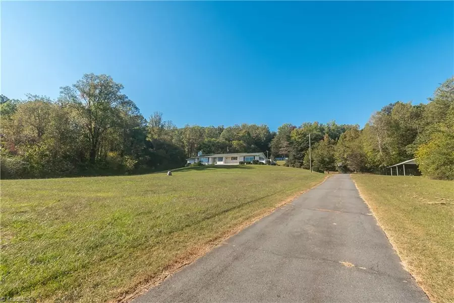 3179 Moores Spring RD, Westfield, NC 27053