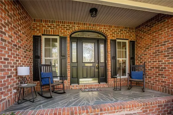 Denton, NC 27239,282 Mountain Shore DR