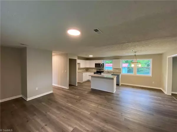 Reidsville, NC 27320,1132 Rockingham Lake RD