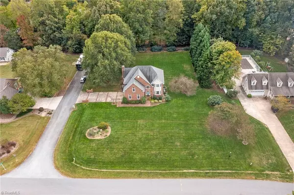 Summerfield, NC 27358,2907 Latta DR