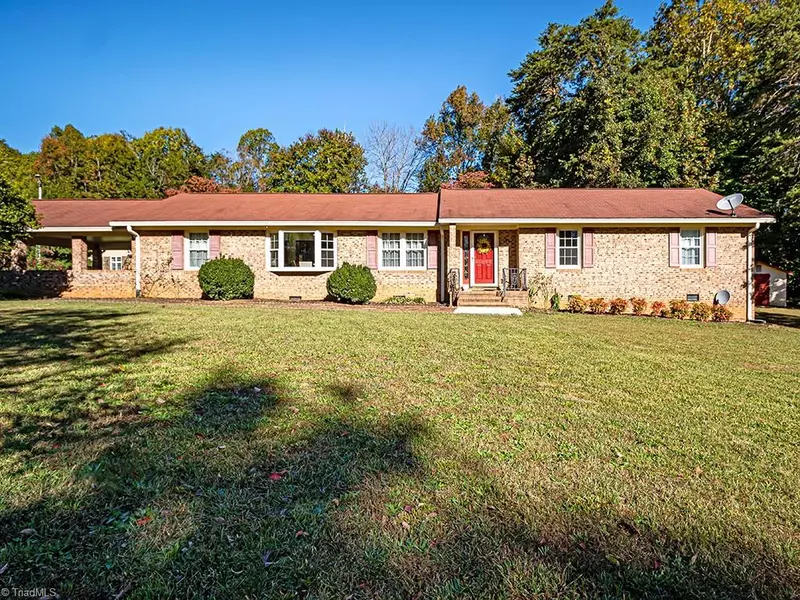 4409 Zadie DR, Mcleansville, NC 27301