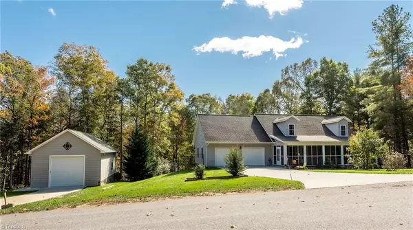 128 Forest Glen LN, Wilkesboro, NC 28697