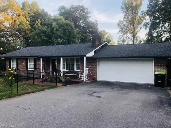 543 Friendship Cross ST, North Wilkesboro, NC 28659