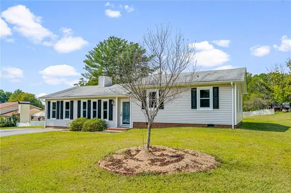 Tobaccoville, NC 27050,8436 Stanwix DR