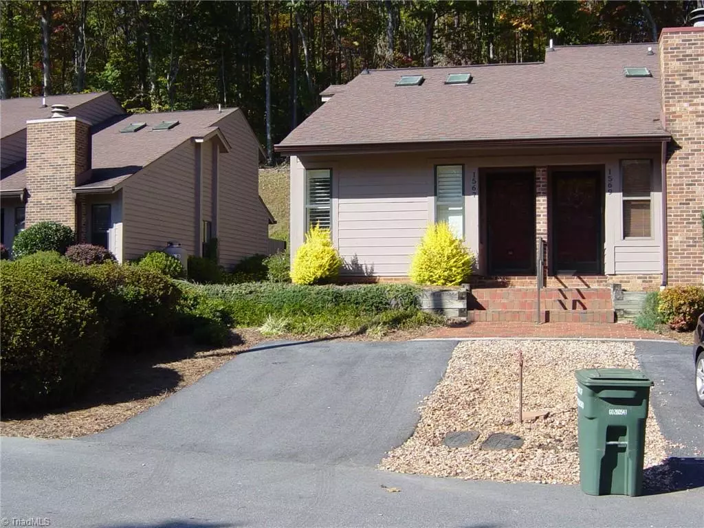 Wilkesboro, NC 28697,1567 E Ivy TRCE