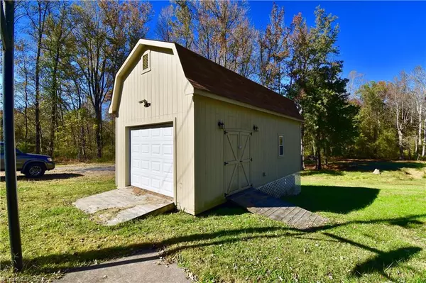 Pleasant Garden, NC 27313,5836 Cheshire DR