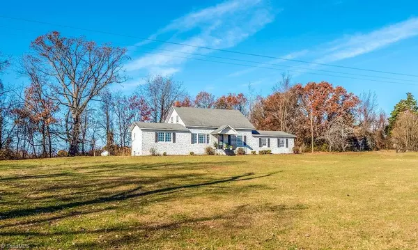 1397 S Lomax RD, Ronda, NC 28670