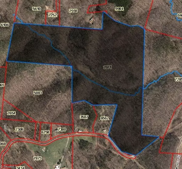 000 Jim Hill RD, Pilot Mountain, NC 27041