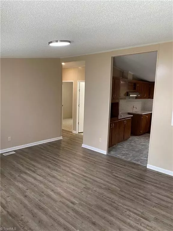 Stoneville, NC 27048,3600 US Highway 220 Bus