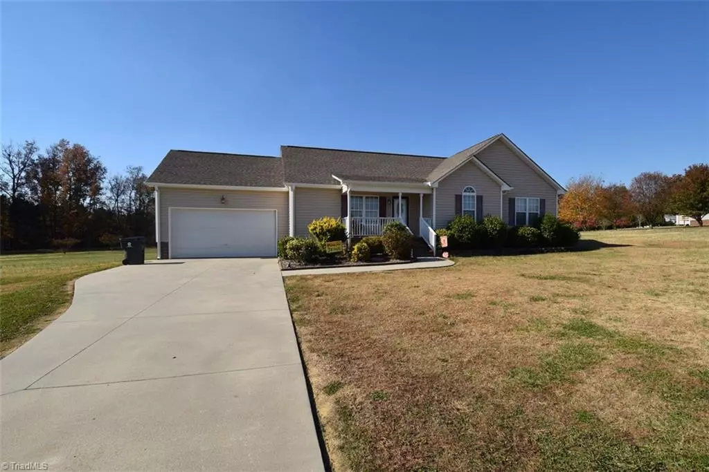 Snow Camp, NC 27349,7549 Coble mill RD