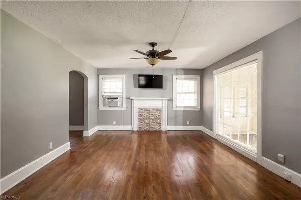 High Point, NC 27263,631 Liberty RD