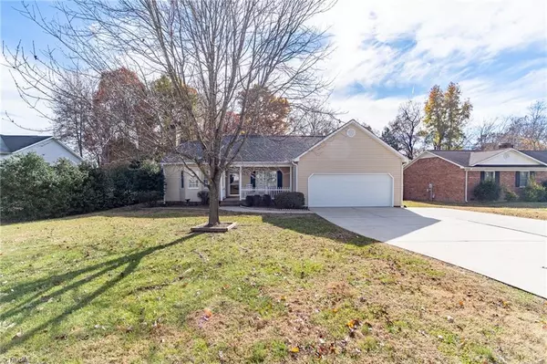 204 Aldridge LN, Archdale, NC 27263