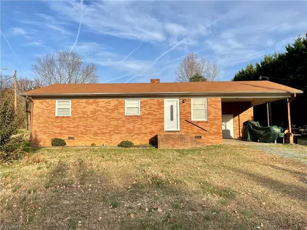 5456 Finch Farm RD, Trinity, NC 27370