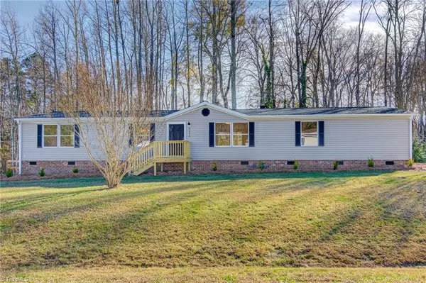 5496 Quarter Horse TRL, Gibsonville, NC 27249