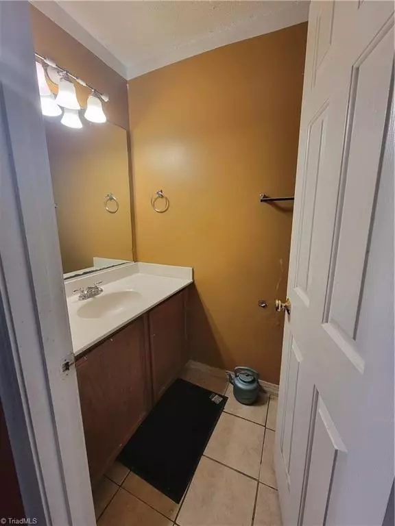 Browns Summit, NC 27214,5711 Fisherman DR