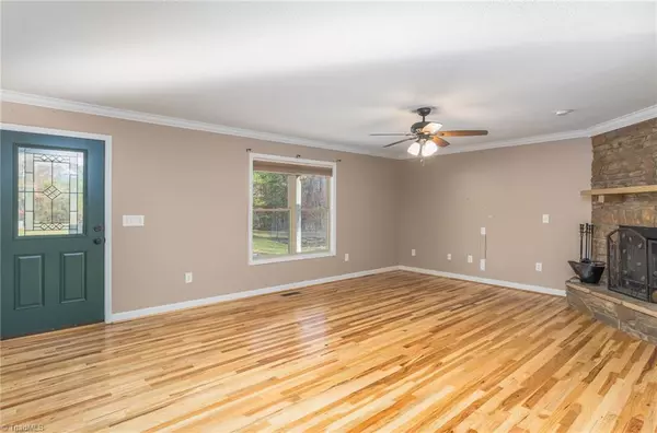 Summerfield, NC 27358,3383 Earl Forbes DR