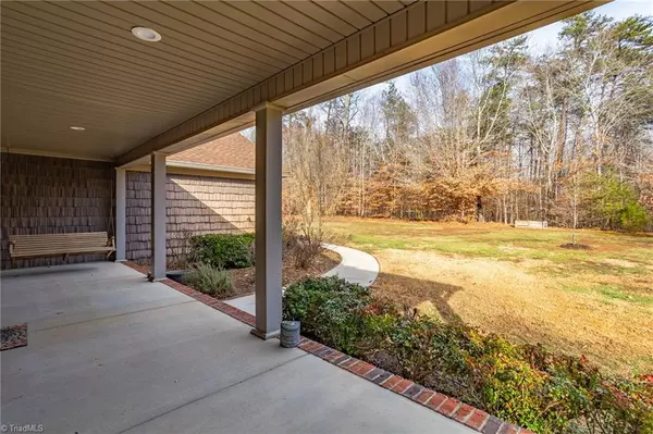 Summerfield, NC 27358,3383 Earl Forbes DR