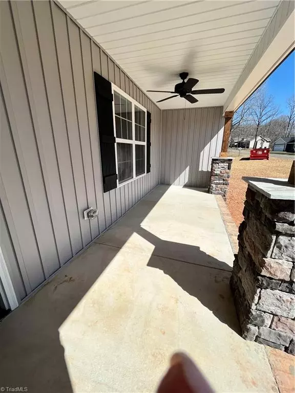 Stoneville, NC 27048,338 Price ST