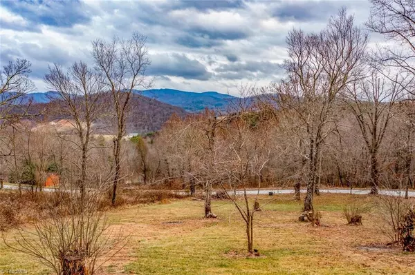 Sparta, NC 28675,255 Scenic Mountain DR