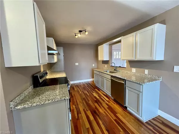 Hamptonville, NC 27020,7117 Mayberry Mill RD