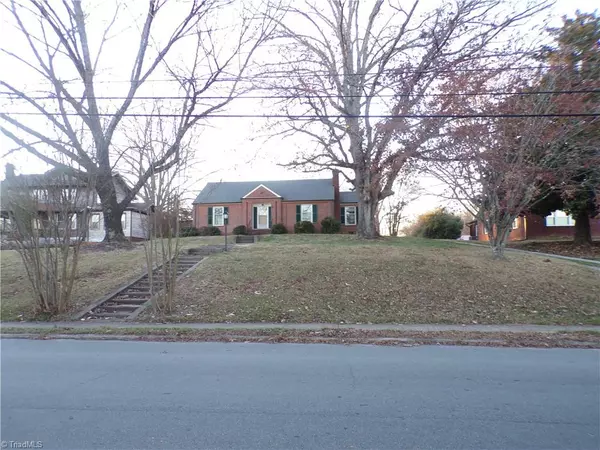 Stoneville, NC 27048,204 S Glenn ST