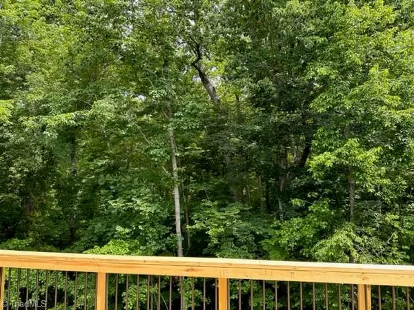 Oak Ridge, NC 27310,8604 Yvonne CT #18