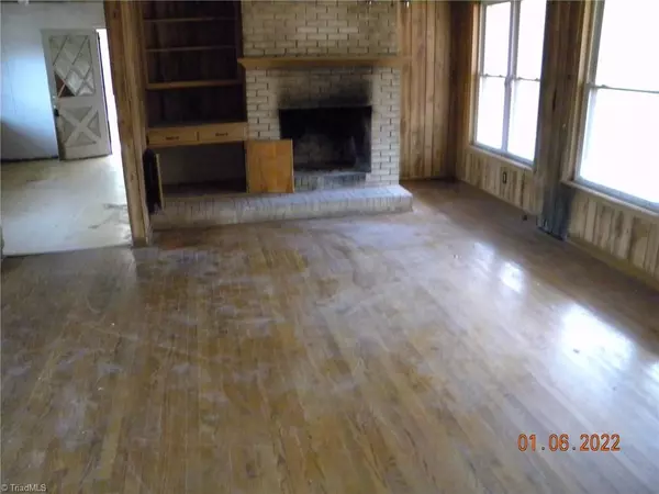 Stoneville, NC 27048,631 Price Grange RD