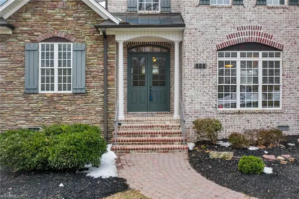 Summerfield, NC 27358,252 Brassie LN