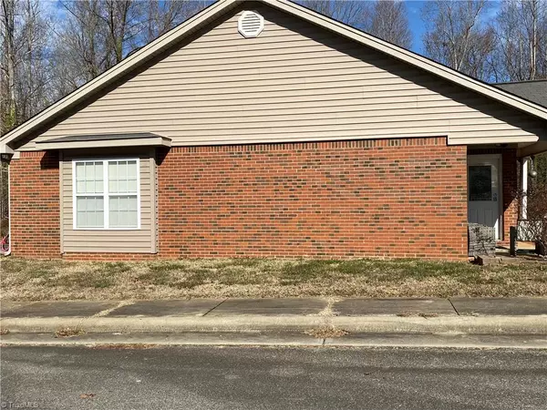 Mebane, NC 27302,401 McKinley CT