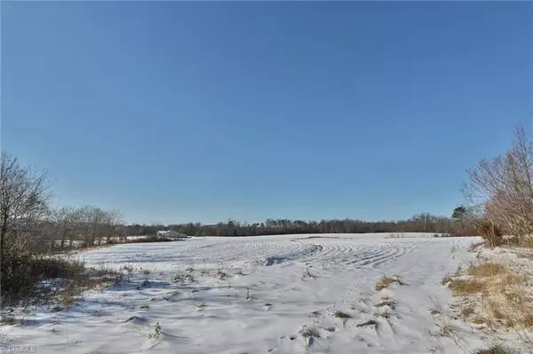 Hamptonville, NC 27020,5624 W US Highway 421