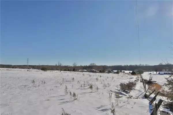 Hamptonville, NC 27020,5624 W US Highway 421