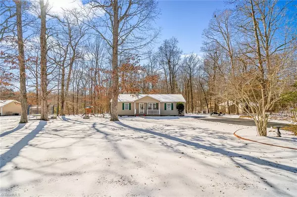 2438 Adams Farm CT, Snow Camp, NC 27349