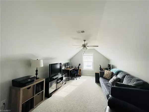 Summerfield, NC 27358,5604 Ashview CT