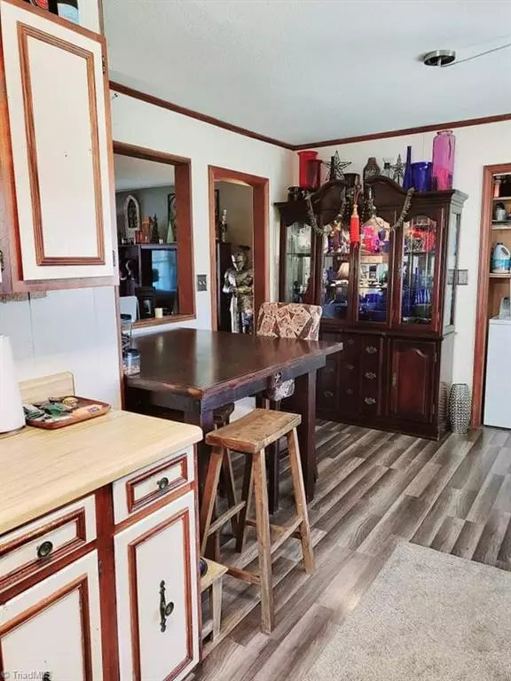 Winston Salem, NC 27016,1523 Benbow ST