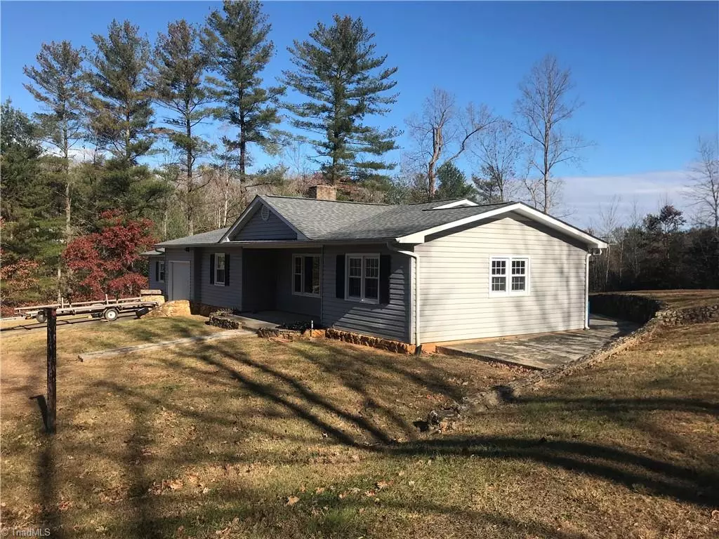 Wilkesboro, NC 28697,349 Darnell LN
