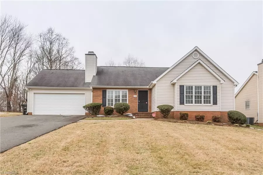 1060 Reynolds Manor DR, Winston Salem, NC 27107