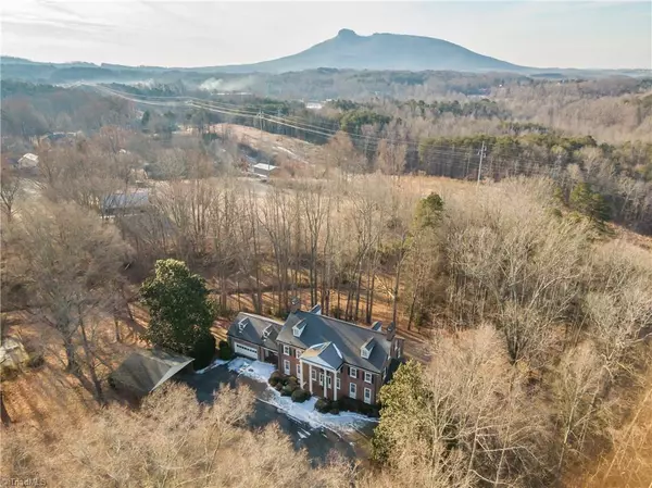 Pilot Mountain, NC 27041,809 WestRidge DR